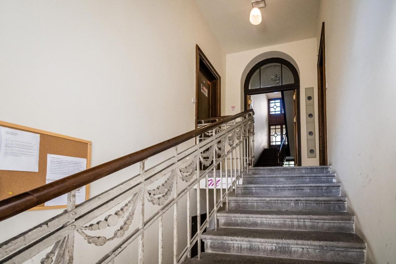 Apartament Glamour Konarskiego Wawelofts Cracovie Extérieur photo